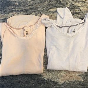 set of two v neck t shirts! baby blue and pink